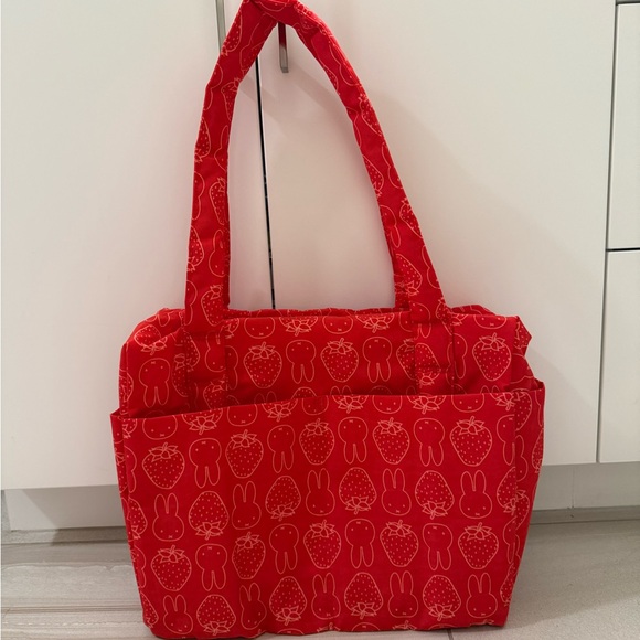 UO Baggu Miffy Small Cloud Carry-On Bag - Picture 2 of 8